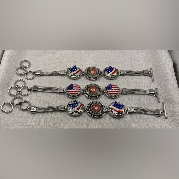 🇺🇸Custom Listing - Set of 3 - U.S. Marine Mom 3 Charm Bracelets - Picture 2 of 9